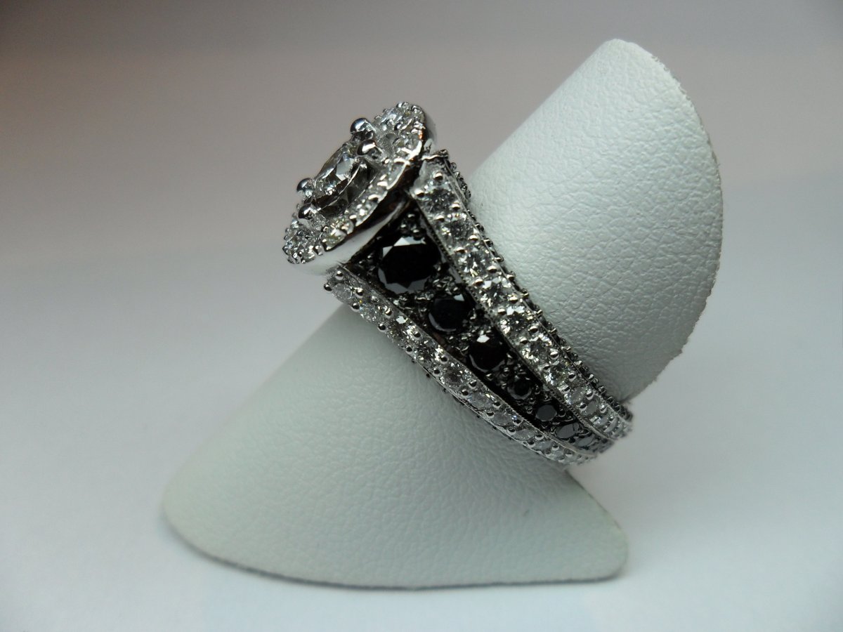 Halo Entourage Ring Witgoud